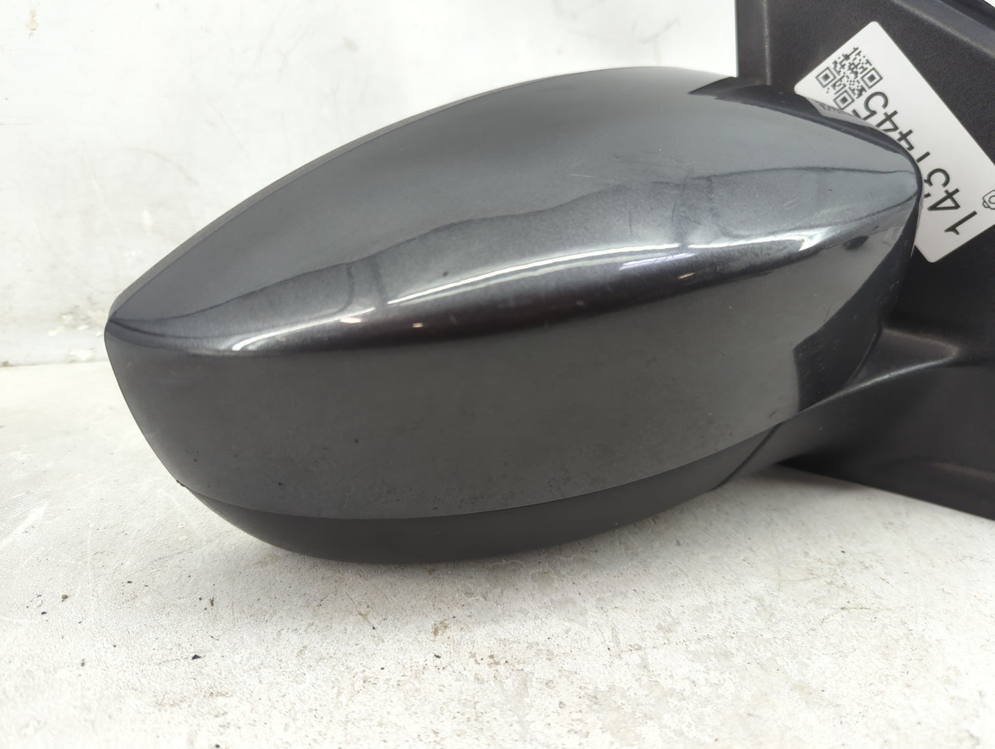 2013-2016 Ford Escape Passenger Right Side View Manual Door Mirror - Oemusedautoparts1.com