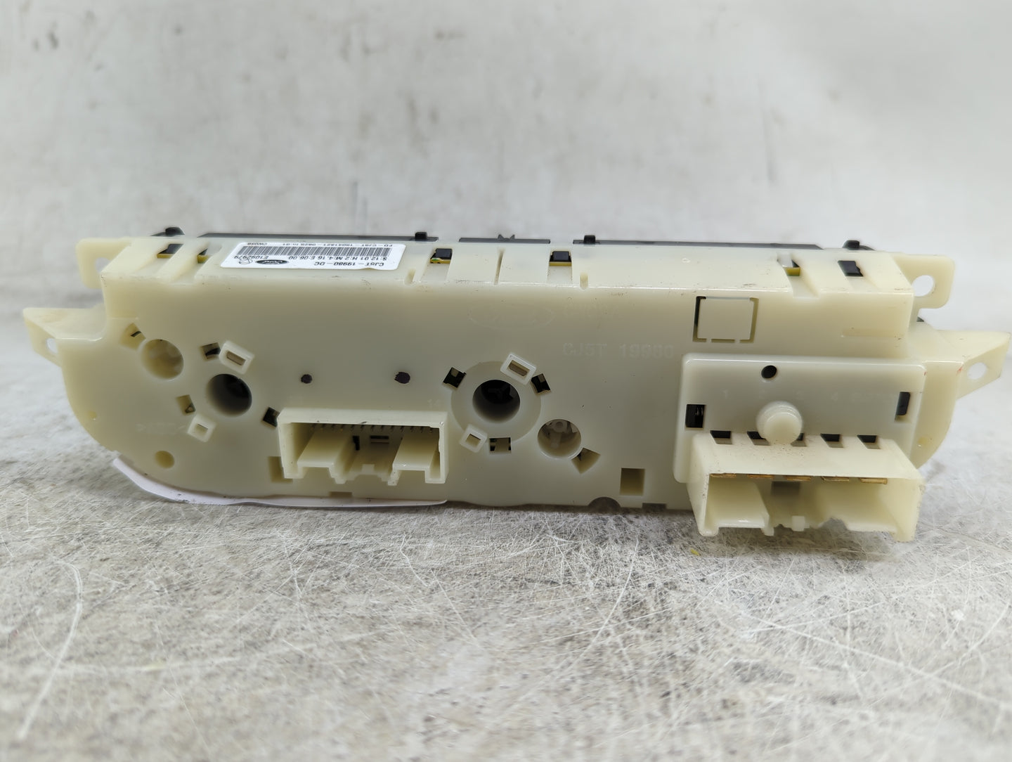 2013-2016 Ford Escape Climate Control Module Temperature AC/Heater Replacement P/N:CJ5T-19980-DC Fits Fits 2013 2014 2015 20