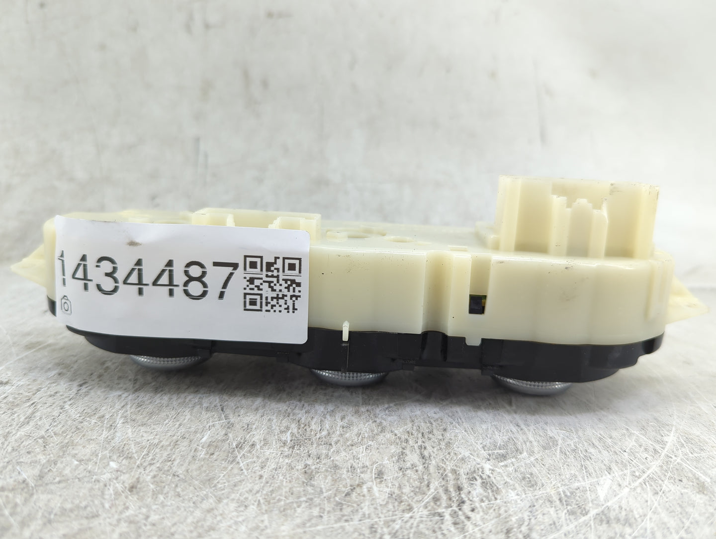2013-2016 Ford Escape Climate Control Module Temperature AC/Heater Replacement P/N:CJ5T-19980-DC Fits Fits 2013 2014 2015 20