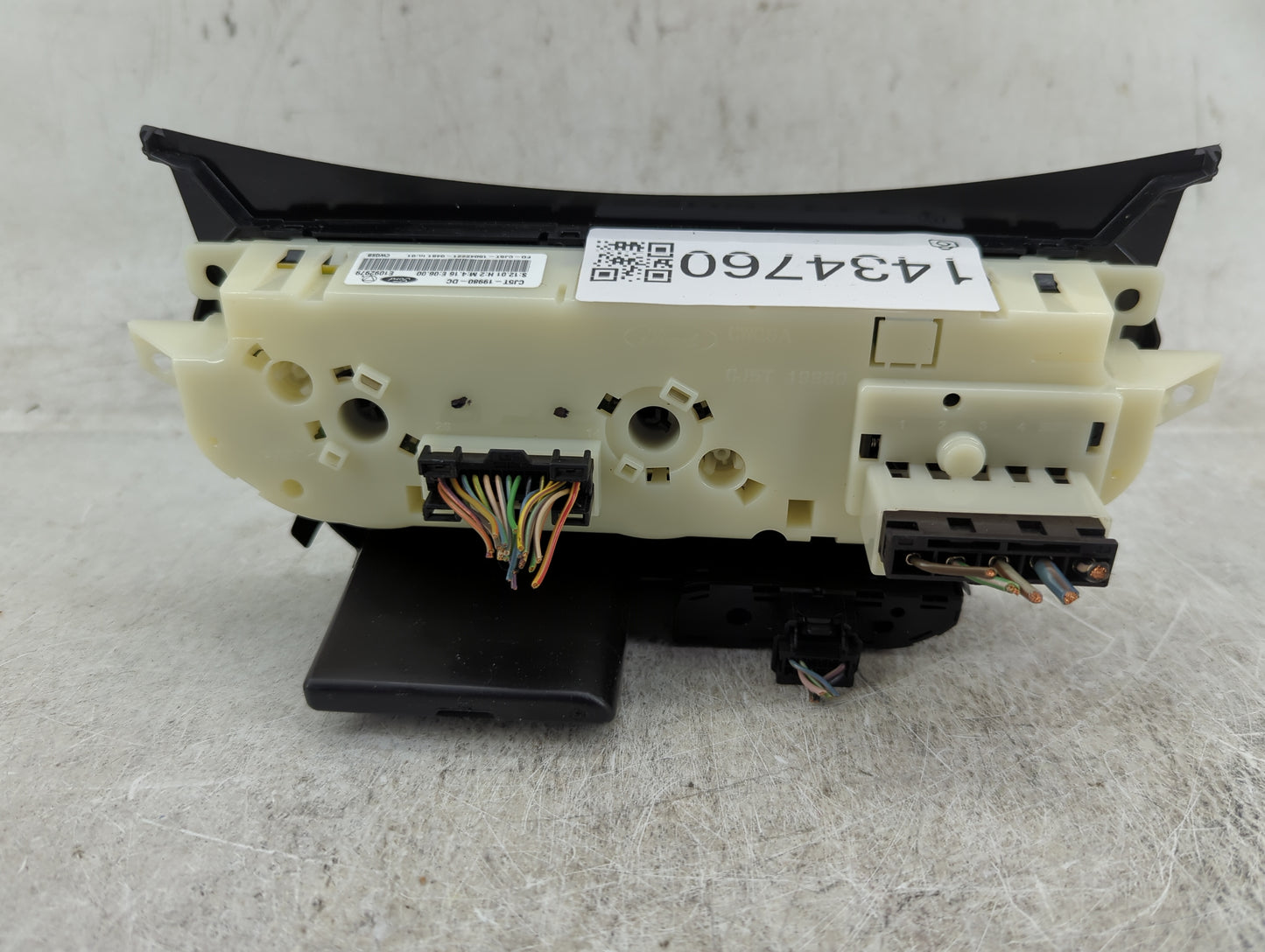 2013-2016 Ford Escape Climate Control Module Temperature AC/Heater Replacement P/N:CJ5T-19980-DC Fits Fits 2013 2014 2015 20