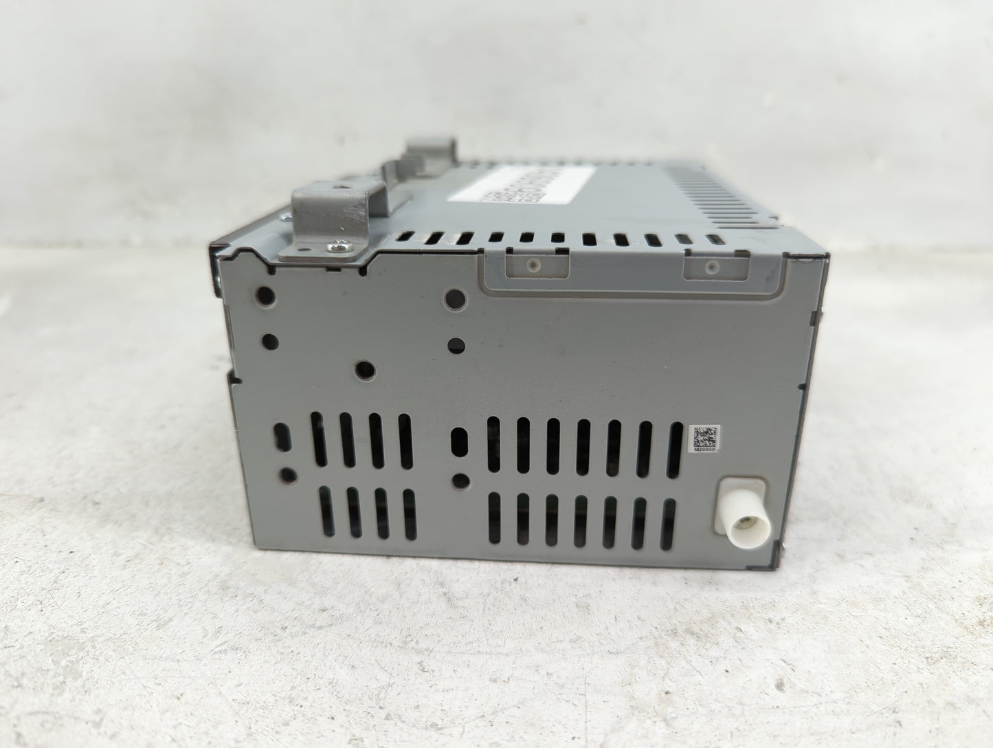 2013-2015 Ford Escape Radio AM FM Cd Player Receiver Replacement P/N:CJ5T-19C107-AG Fits Fits 2013 2014 2015 OEM Used Auto P