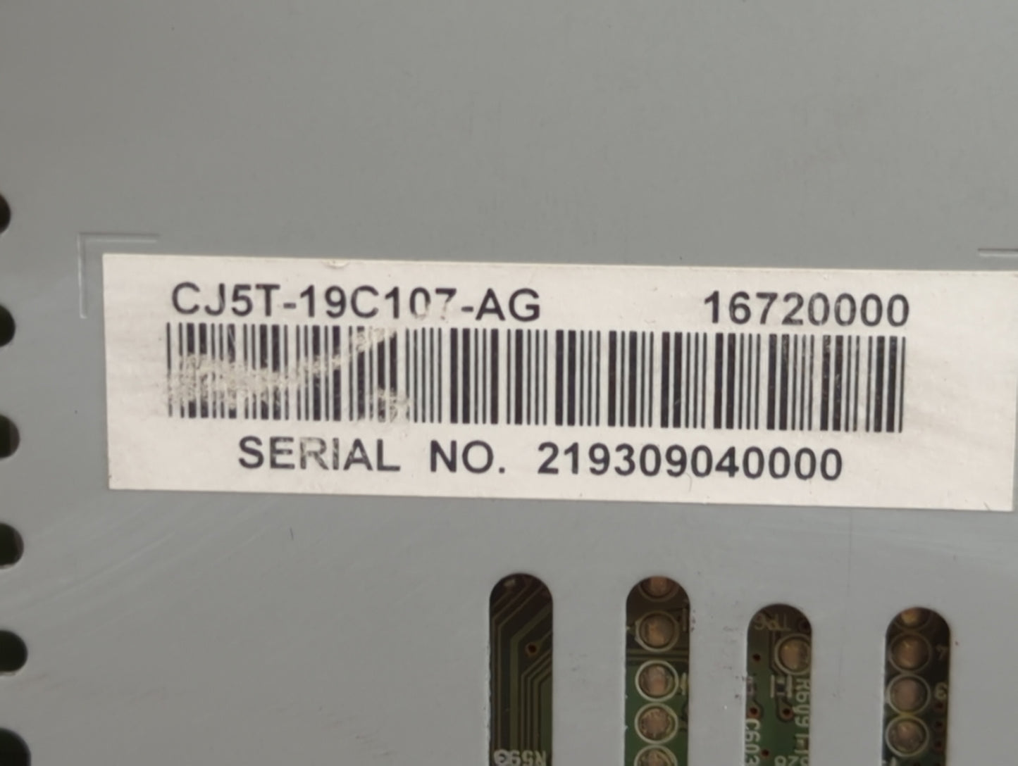2013-2015 Ford Escape Radio AM FM Cd Player Receiver Replacement P/N:CJ5T-19C107-AG Fits Fits 2013 2014 2015 OEM Used Auto P