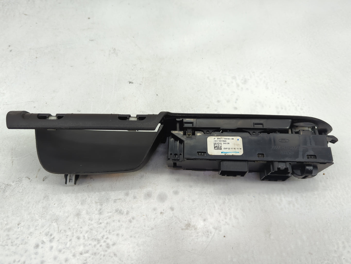 2013-2016 Ford Escape Master Power Window Switch Replacement Driver Side Left P/N:BM5T-14A132-AA Fits OEM Used Auto Parts - 