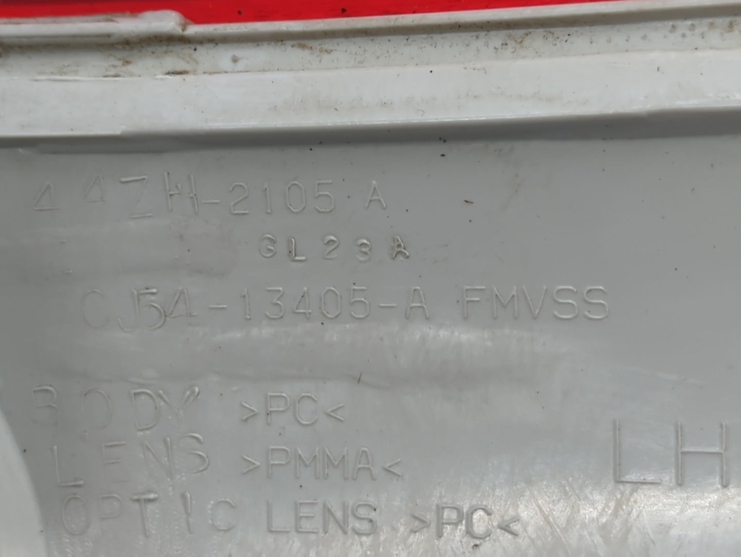 2013-2016 Ford Escape Tail Light Assembly Driver Left OEM P/N:CJ54-13405-A Fits Fits 2013 2014 2015 2016 OEM Used Auto Parts