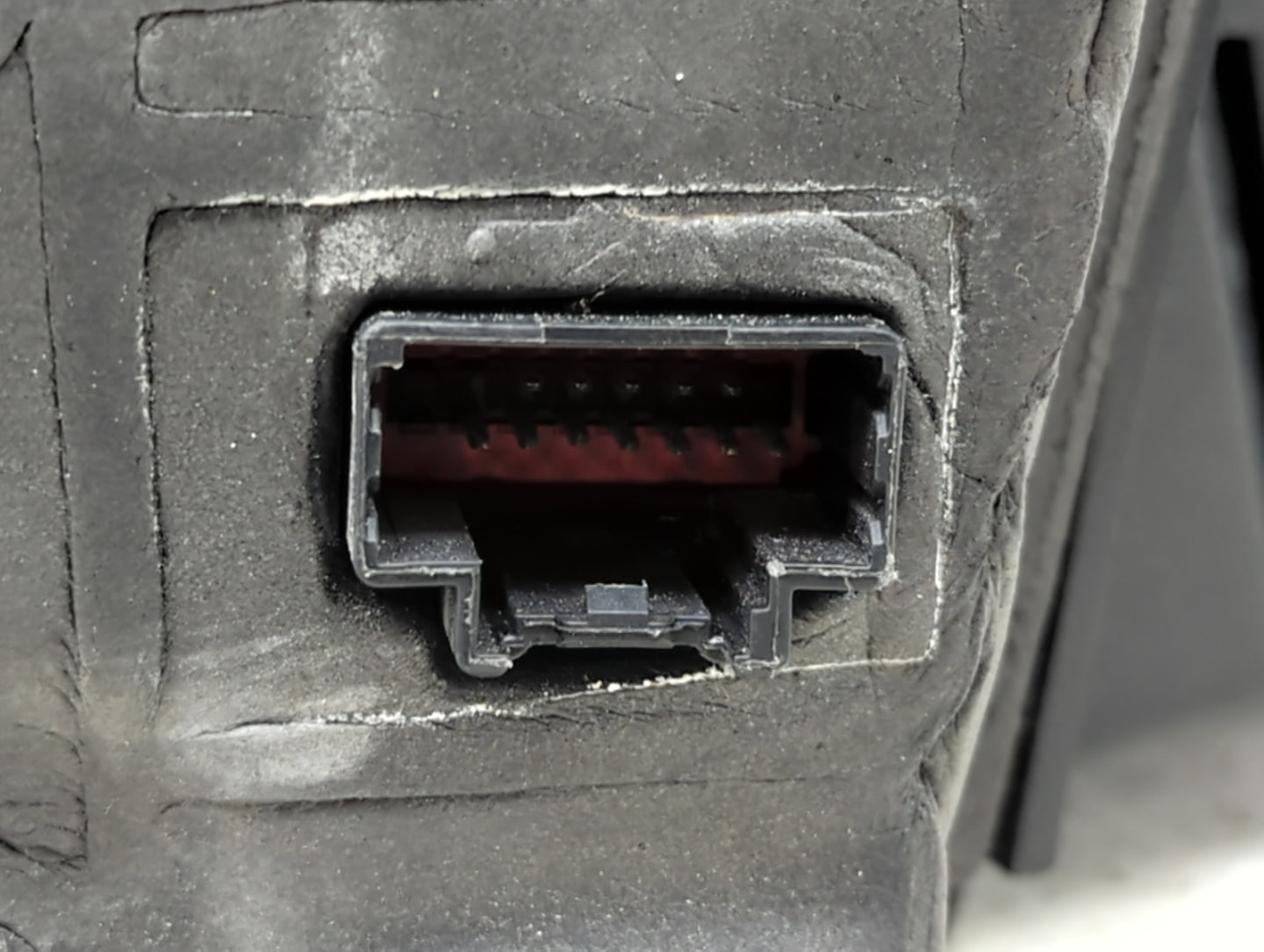2013-2016 Ford Escape Passenger Side View Mirror - Right Door Mirror OEM Used - Oemusedautoparts1.com