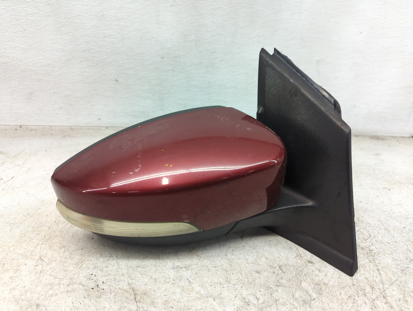 2013-2016 Ford Escape Passenger Side View Mirror - Right Door Mirror OEM Used - Oemusedautoparts1.com