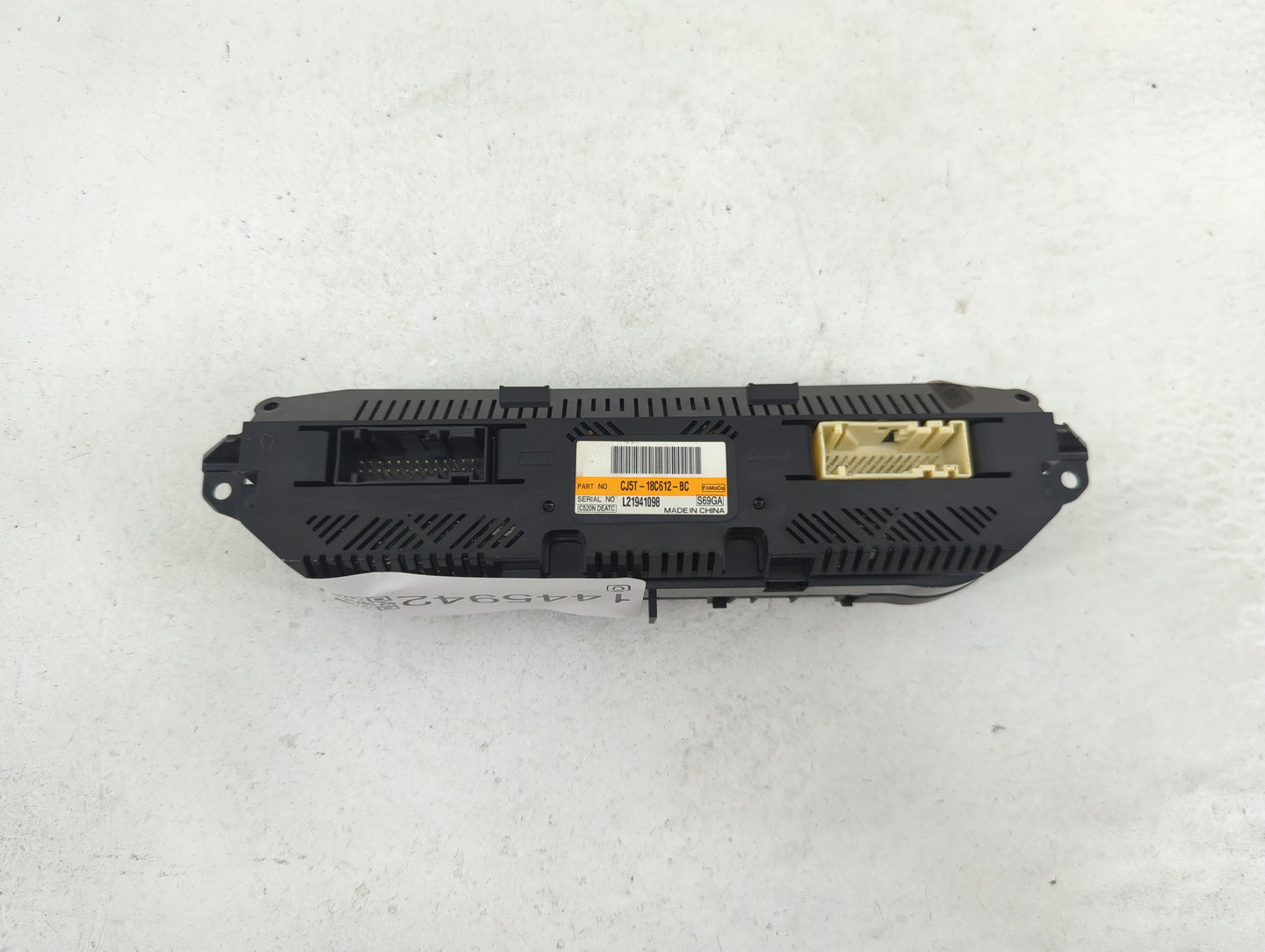 2013-2015 Ford Escape Climate Control Module Temperature AC/Heater Replacement P/N:CJ5T-18C612-BC Fits Fits 2013 2014 2015 O