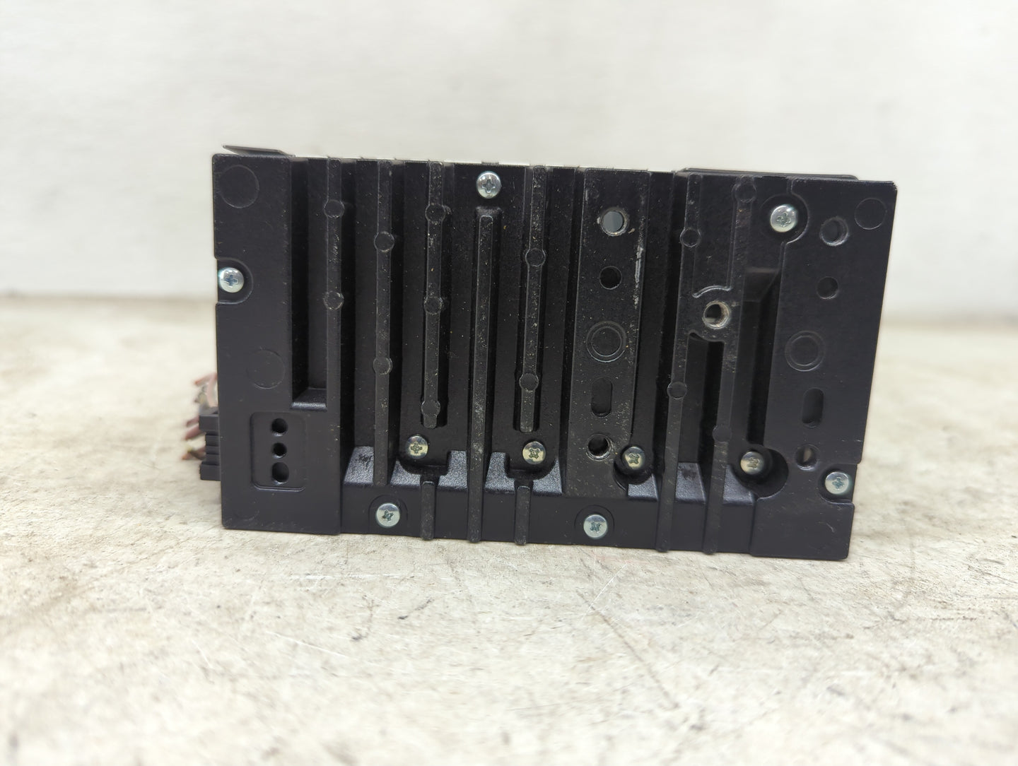 2013-2015 Ford Escape Radio AM FM Cd Player Receiver Replacement P/N:CJ5T-19C107-DJ Fits Fits 2013 2014 2015 OEM Used Auto P