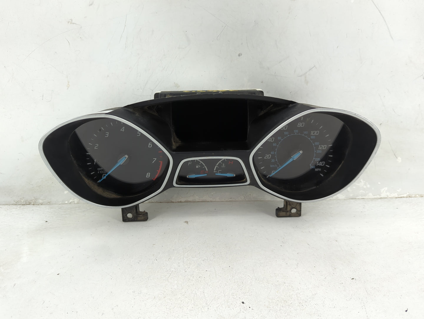 2015-2016 Ford Escape Instrument Cluster Speedometer Gauges P/N:5FTB53304A Fits Fits 2015 2016 OEM Used Auto Parts - Oemused
