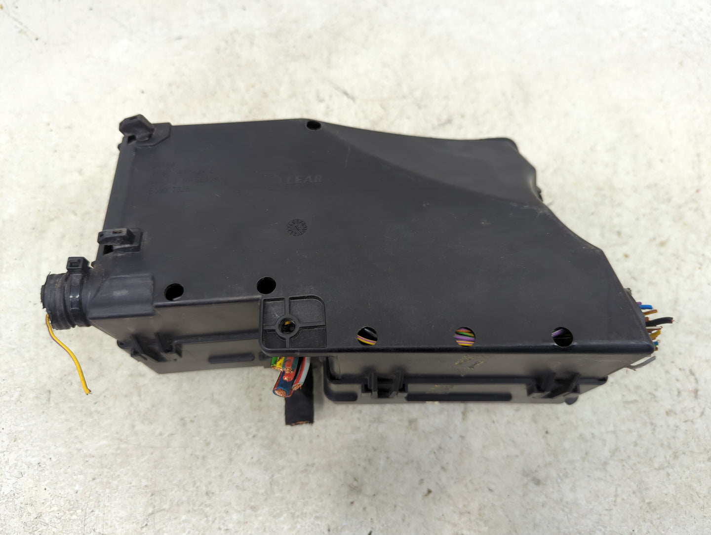2013-2016 Ford Escape Fusebox Fuse Box Panel Relay Module P/N:AV6T-14A142-AB Fits Fits 2013 2014 2015 2016 OEM Used Auto Par