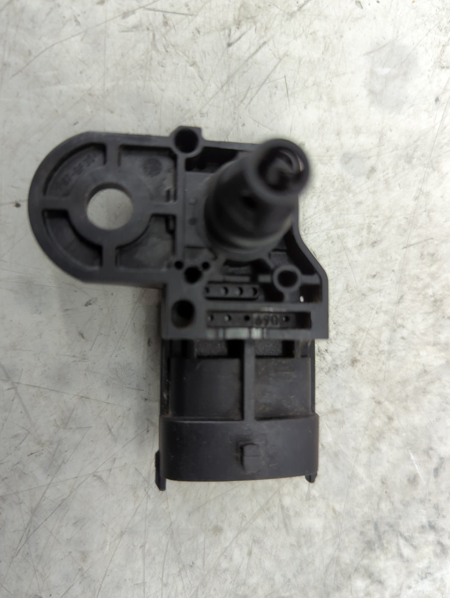 2015 Ford Escape Mass Air Flow Meter Maf - Oemusedautoparts1.com