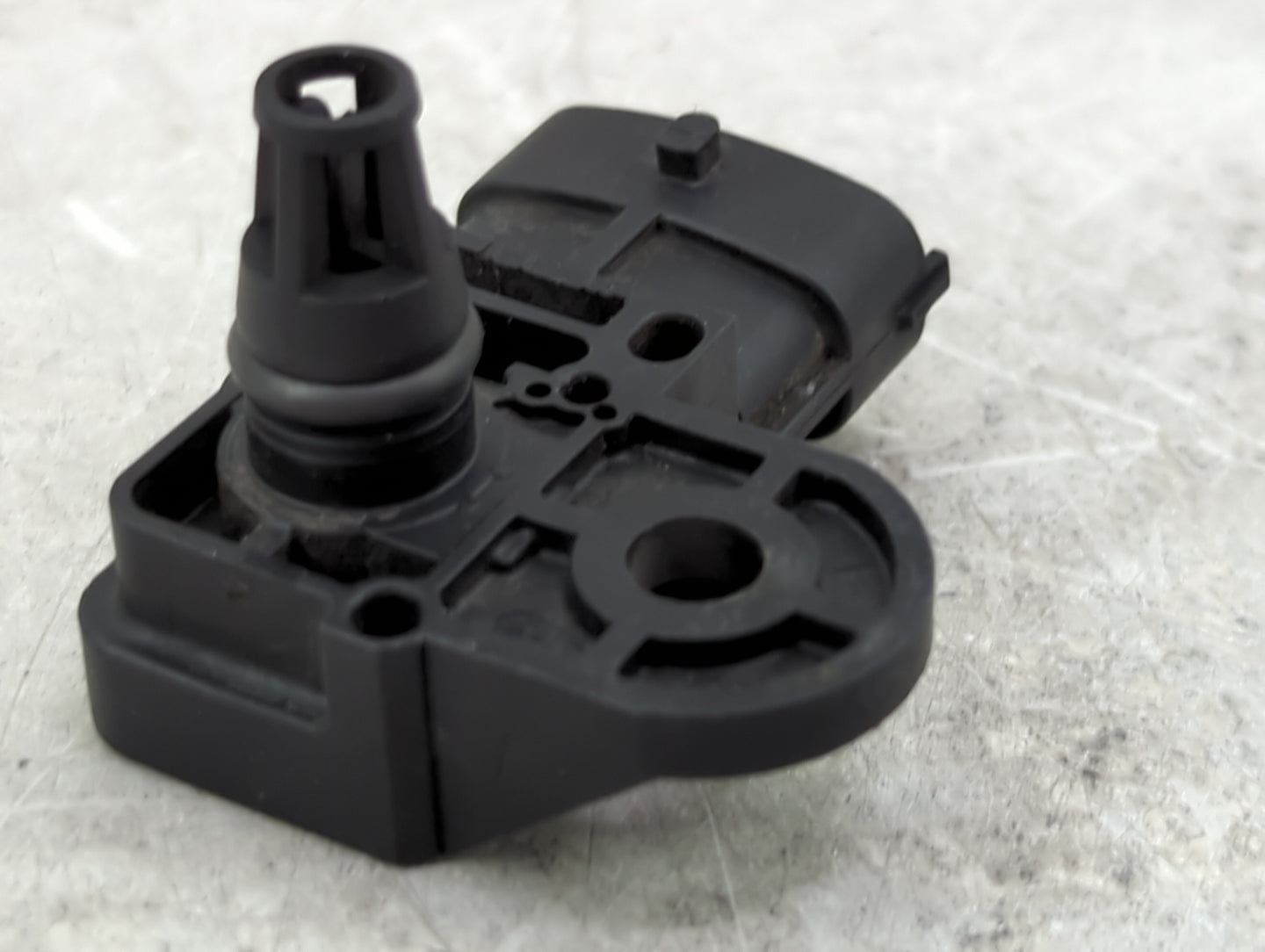 2015 Ford Escape Mass Air Flow Meter Maf - Oemusedautoparts1.com