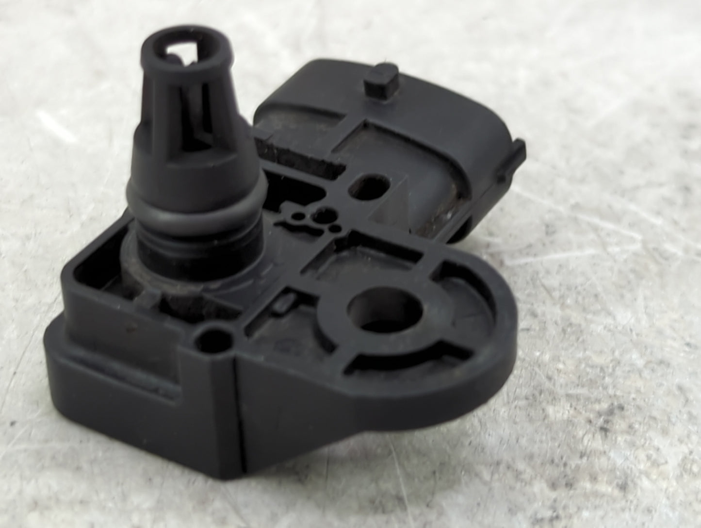 2015 Ford Escape Mass Air Flow Meter Maf - Oemusedautoparts1.com