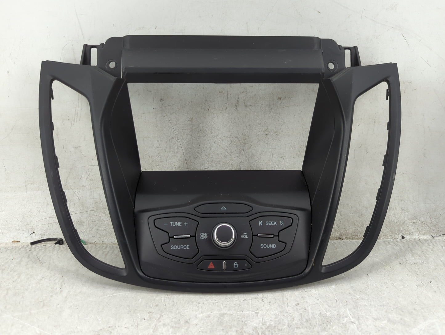 2013-2016 Ford Escape Radio Control Panel - Oemusedautoparts1.com