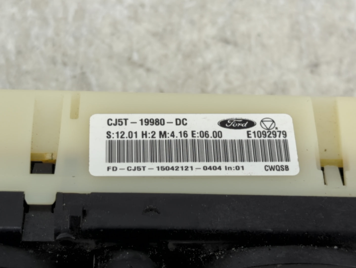 2015-2016 Ford Escape Climate Control Module Temperature AC/Heater Replacement P/N:CJ5T-19980-DC Fits Fits 2015 2016 OEM Use