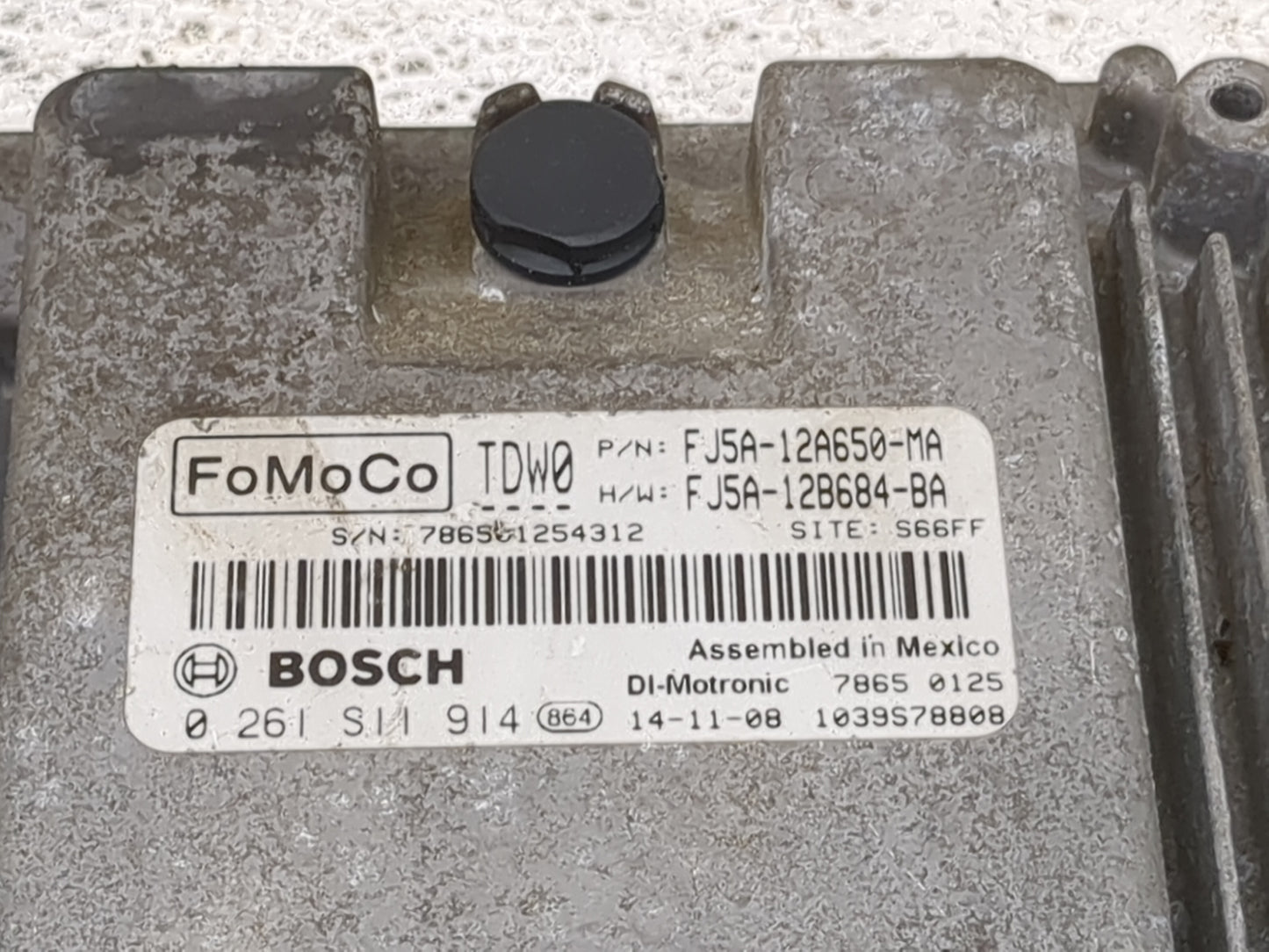 2015-2016 Ford Escape PCM Engine Control Computer ECU ECM PCU OEM P/N:FJ5A-12B684-BA FJ5A-12A650-MA Fits Fits 2015 2016 OEM 