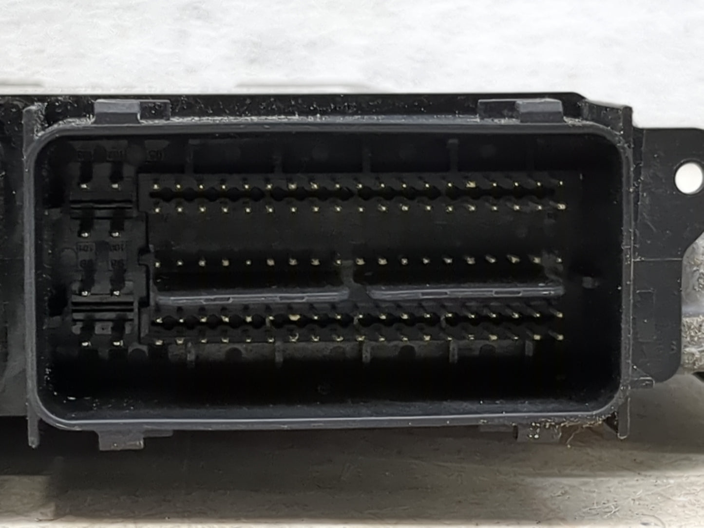 2015-2016 Ford Escape PCM Engine Control Computer ECU ECM PCU OEM P/N:FJ5A-12B684-BA FJ5A-12A650-MA Fits Fits 2015 2016 OEM 