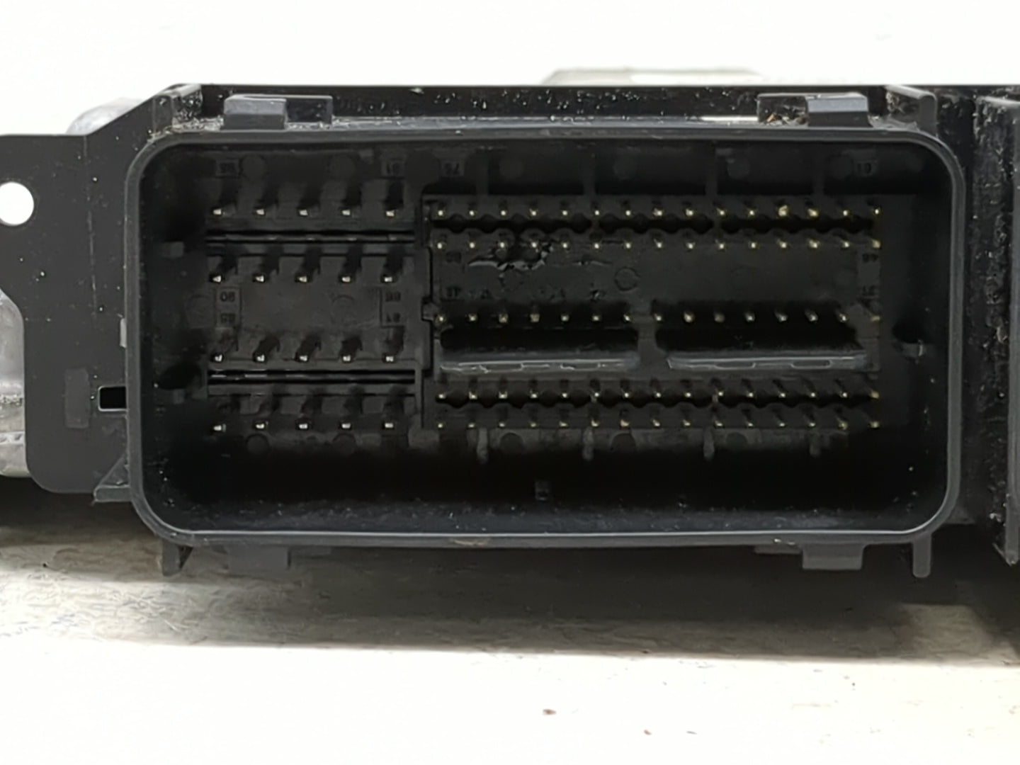 2015-2016 Ford Escape PCM Engine Control Computer ECU ECM PCU OEM P/N:FJ5A-12B684-BA FJ5A-12A650-MA Fits Fits 2015 2016 OEM 