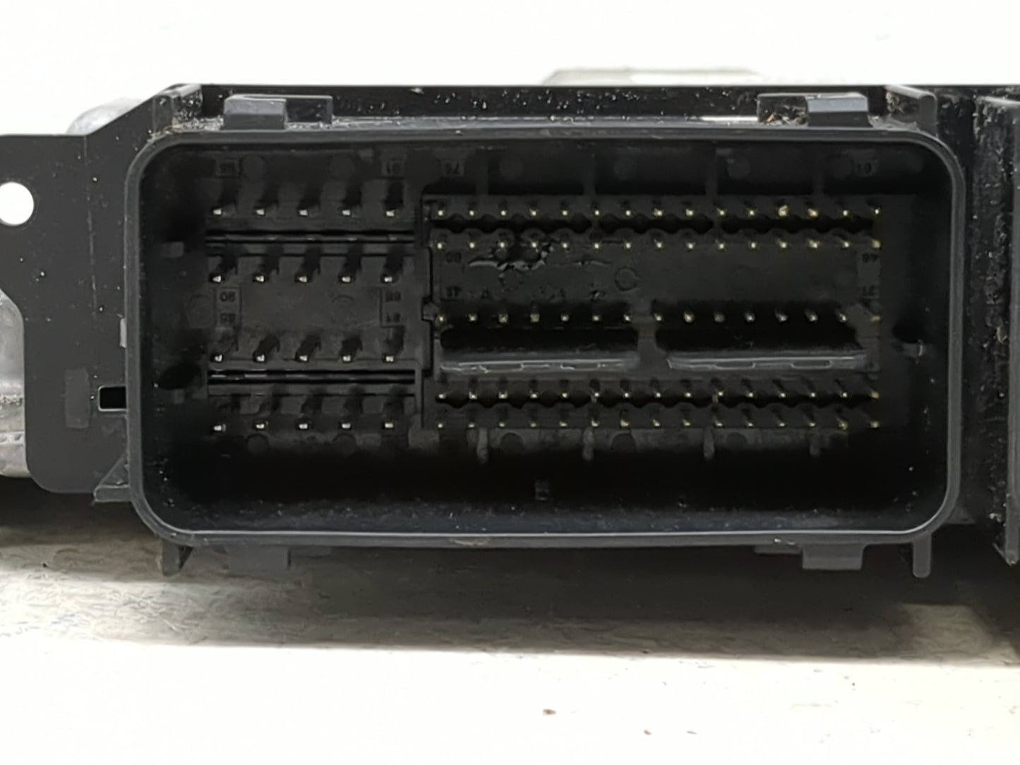 2015-2016 Ford Escape PCM Engine Control Computer ECU ECM PCU OEM P/N:FJ5A-12B684-BA FJ5A-12A650-MA Fits Fits 2015 2016 OEM 