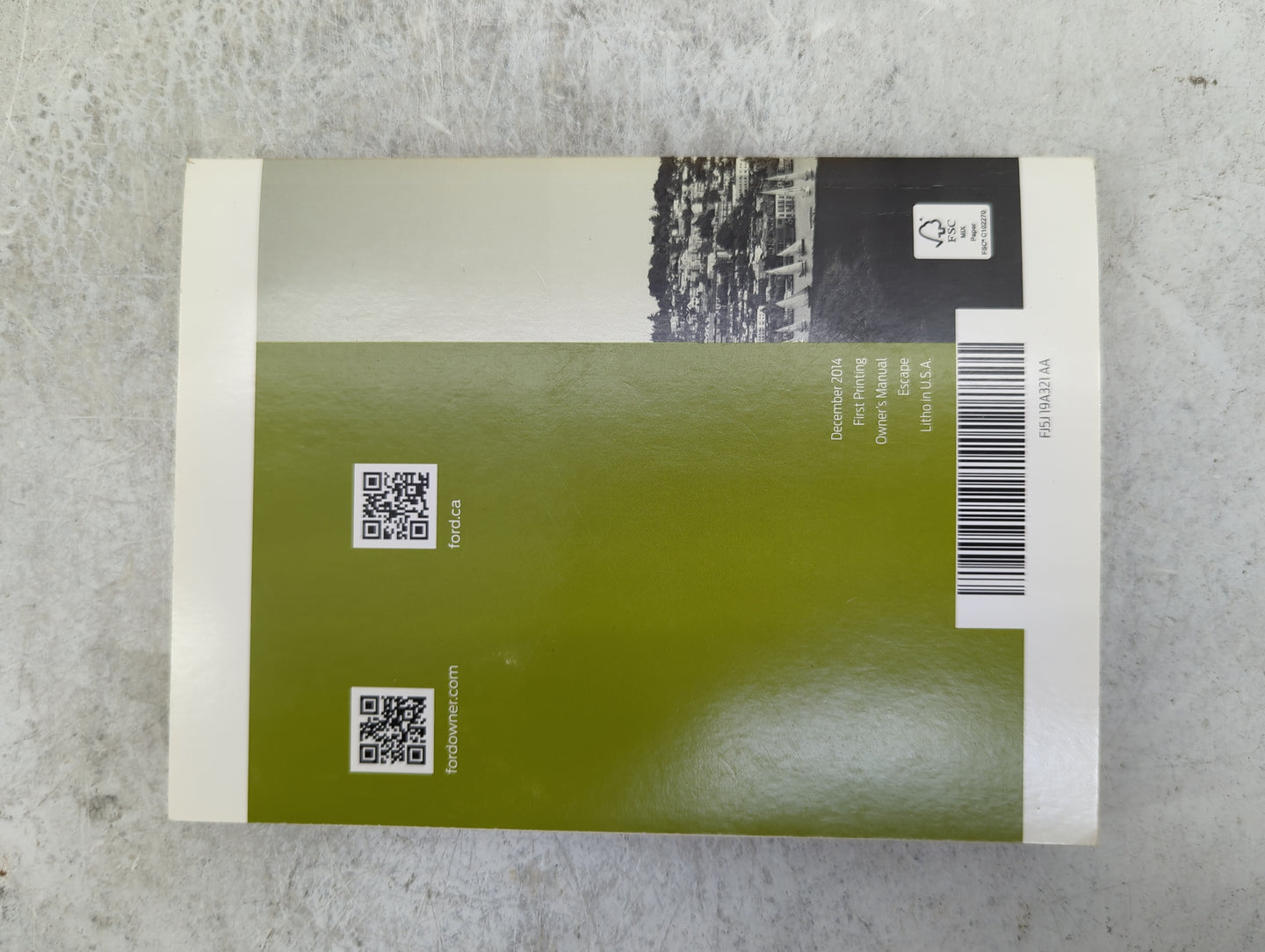2015 Ford Escape Owners Manual Book Guide P/N:FJ5J19A321AA OEM Used Auto Parts - Oemusedautoparts1.com