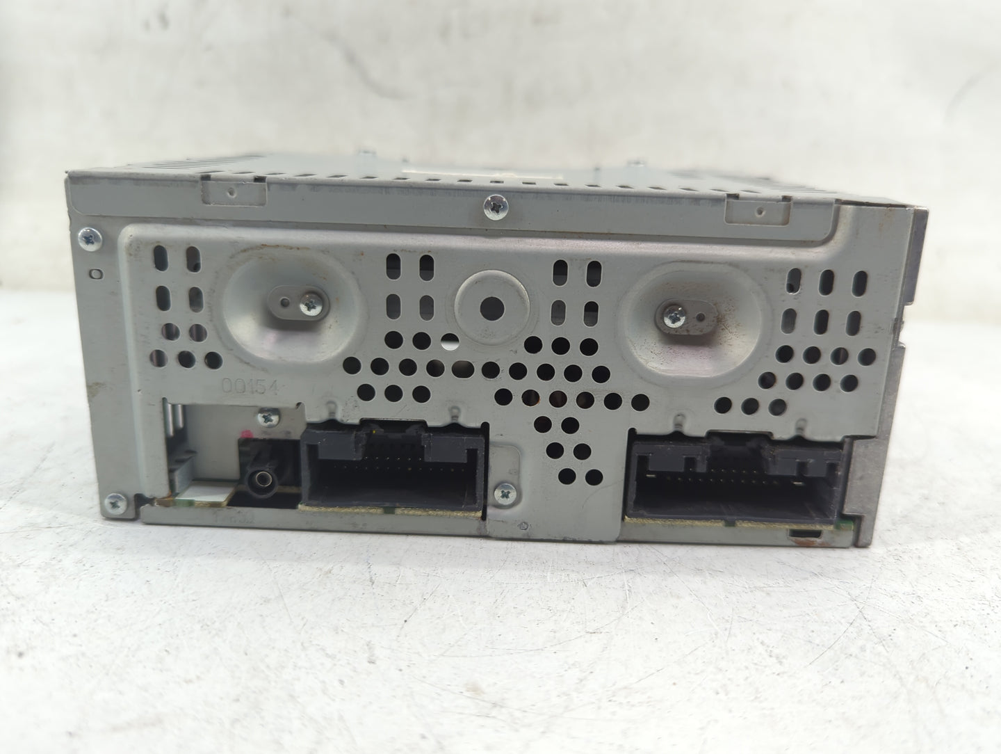 2013-2015 Ford Escape Radio AM FM Cd Player Receiver Replacement P/N:CJ5T-19C107-EA Fits Fits 2013 2014 2015 OEM Used Auto P