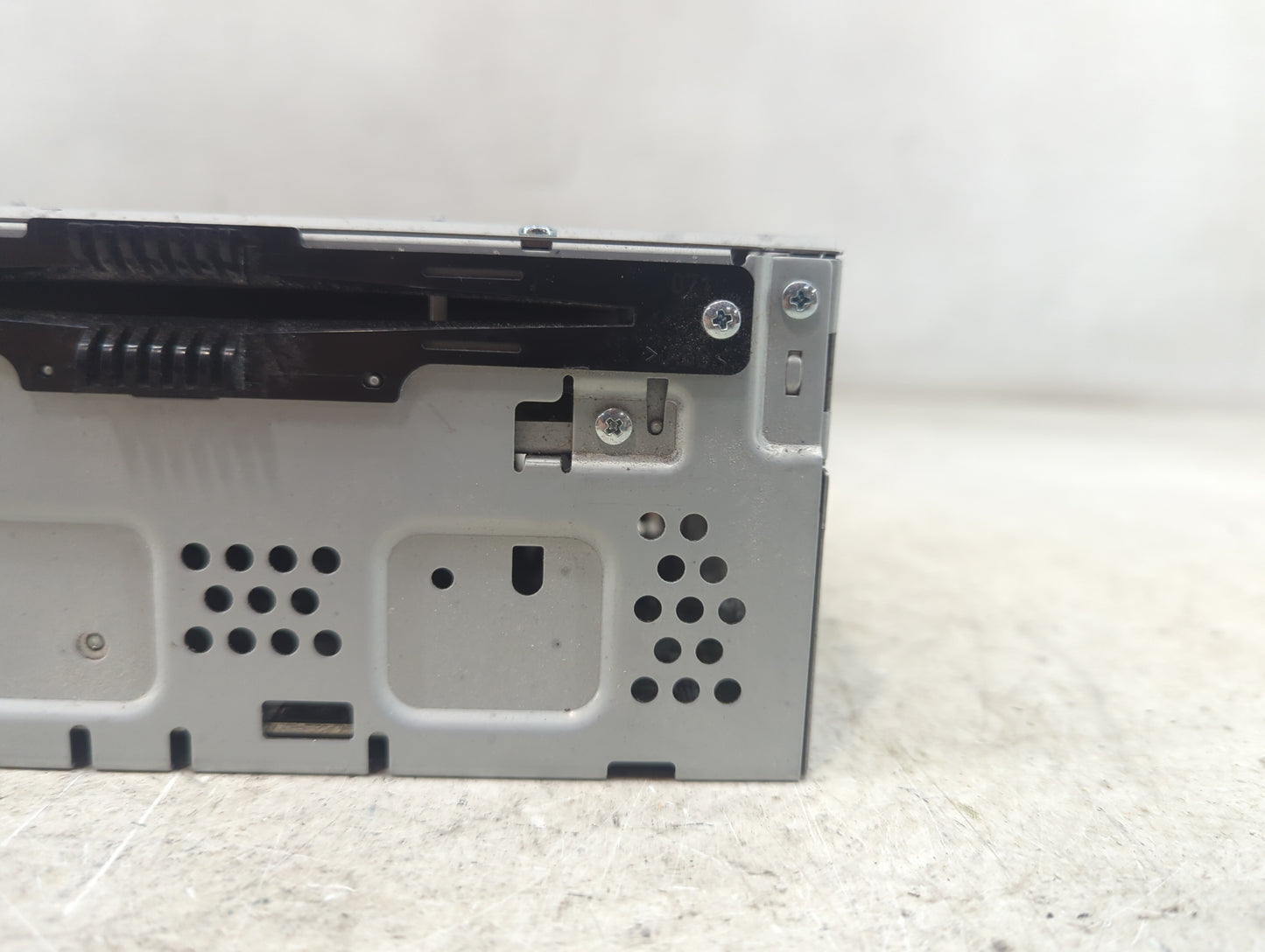 2015 Ford Escape Radio AM FM Cd Player Receiver Replacement P/N:F5DT-19C107-YB GM8VA, CQ-EJ15N4AMA Fits OEM Used Auto Parts 