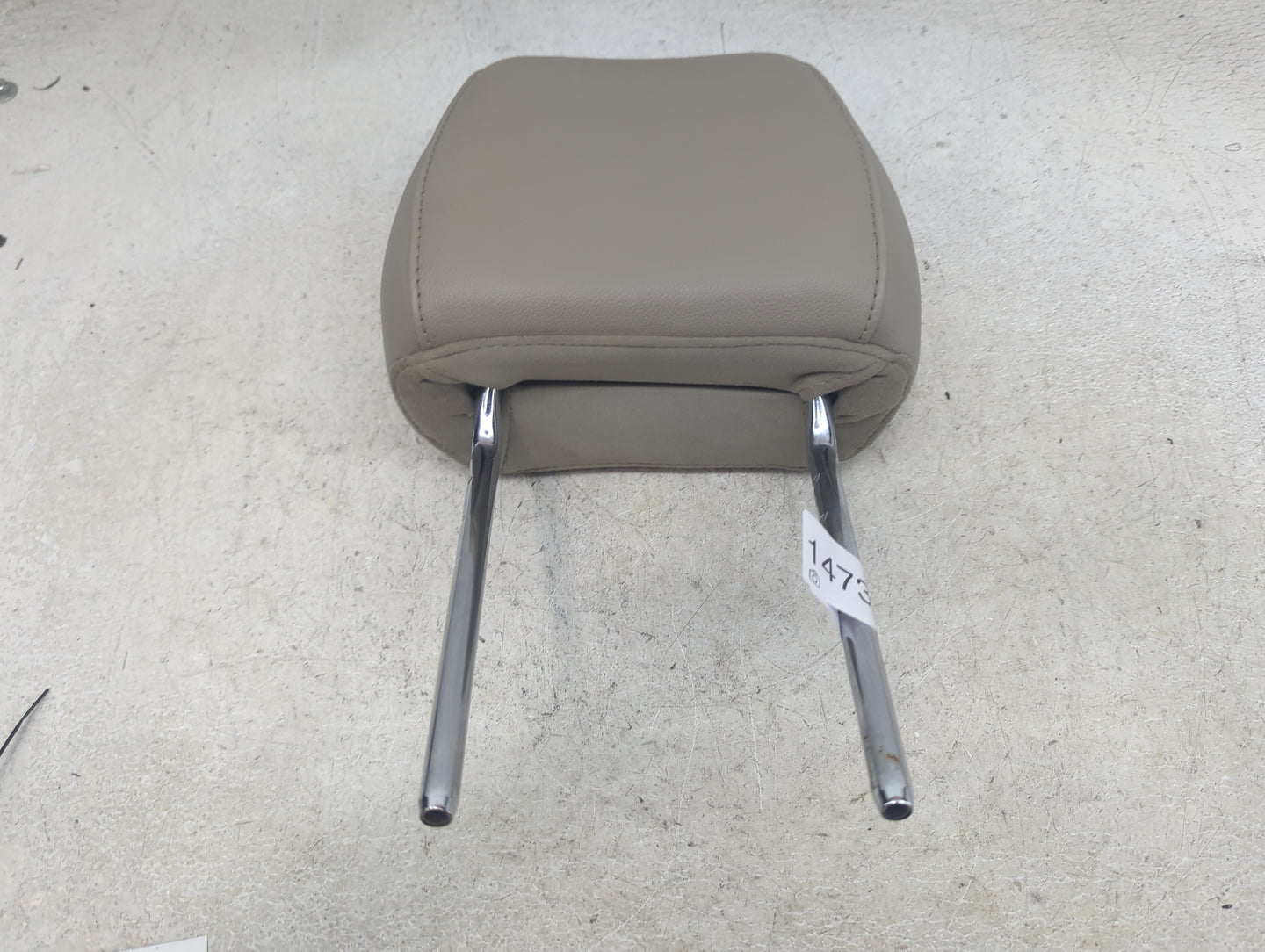 2015 Ford Escape Headrest Head Rest Front Driver Passenger Seat Fits OEM Used Auto Parts - Oemusedautoparts1.com