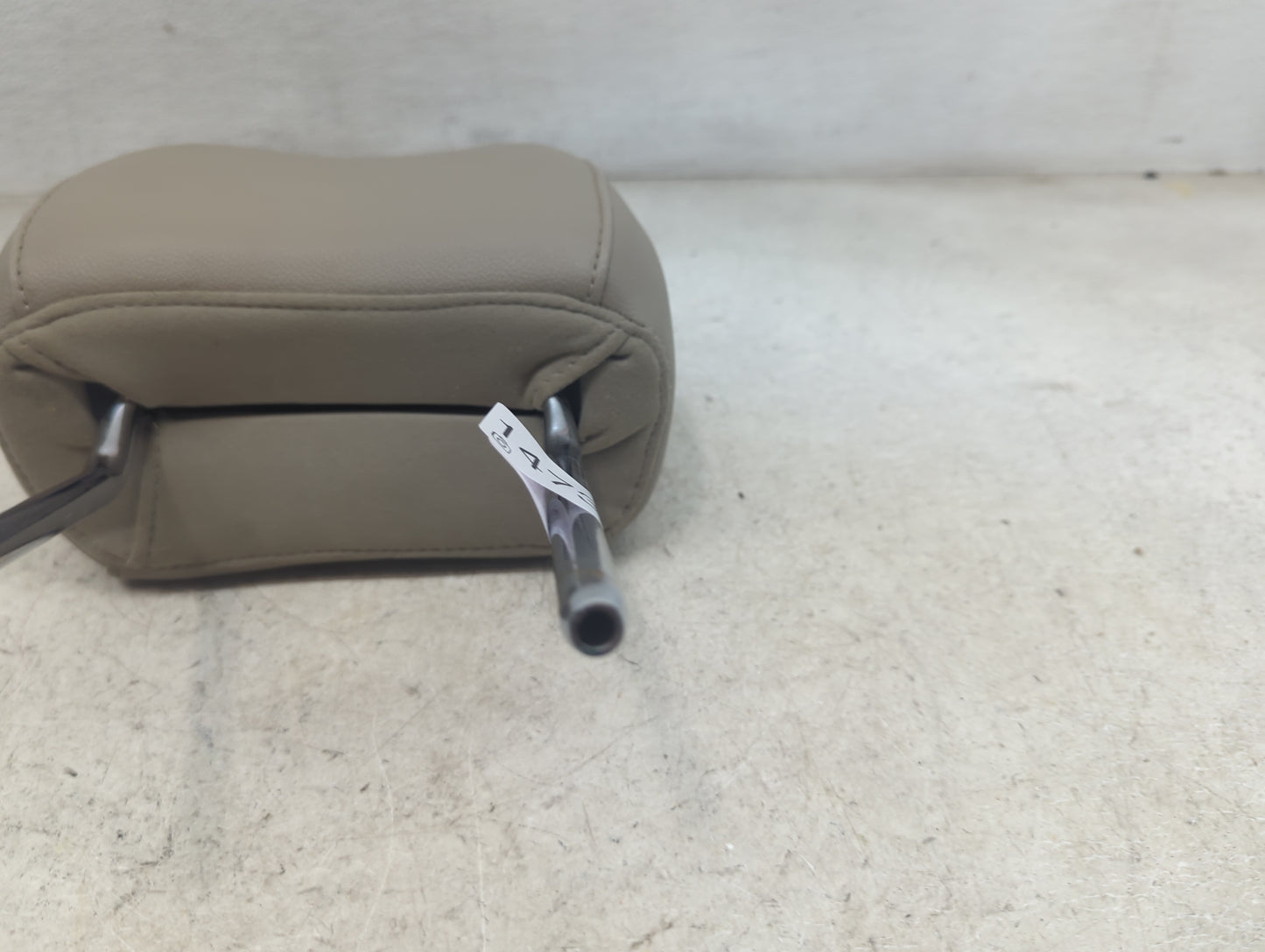 2015 Ford Escape Headrest Head Rest Front Driver Passenger Seat Fits OEM Used Auto Parts - Oemusedautoparts1.com