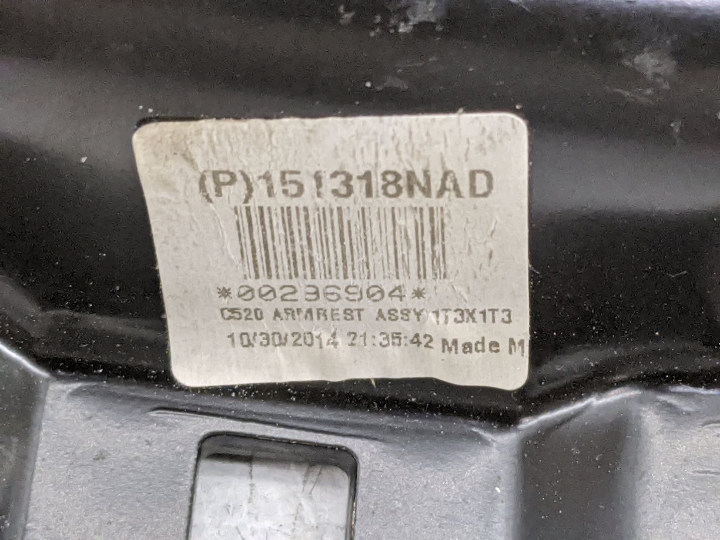 2015 Ford Escape Center Console Armrest Cover Lid P/N:151318NAD Fits OEM Used Auto Parts - Oemusedautoparts1.com