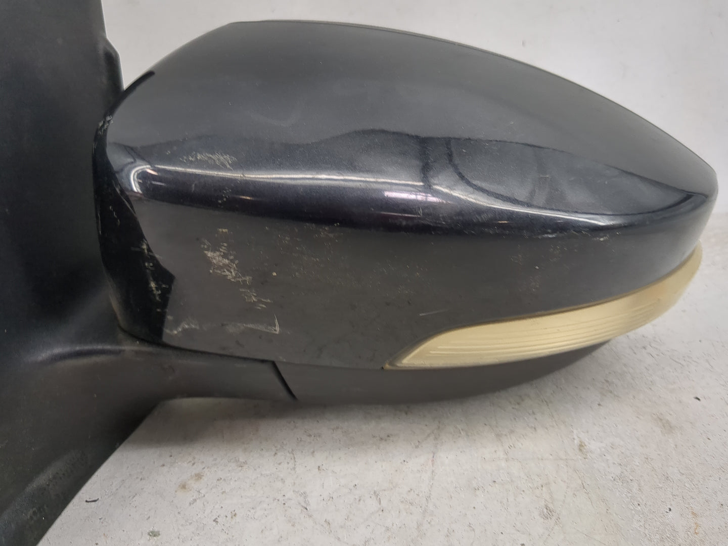 2013-2016 Ford Escape Driver Side View Mirror - Left Door Mirror OEM Used - Oemusedautoparts1.com
