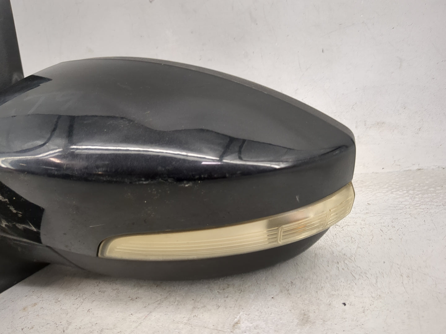 2013-2016 Ford Escape Driver Side View Mirror - Left Door Mirror OEM Used - Oemusedautoparts1.com
