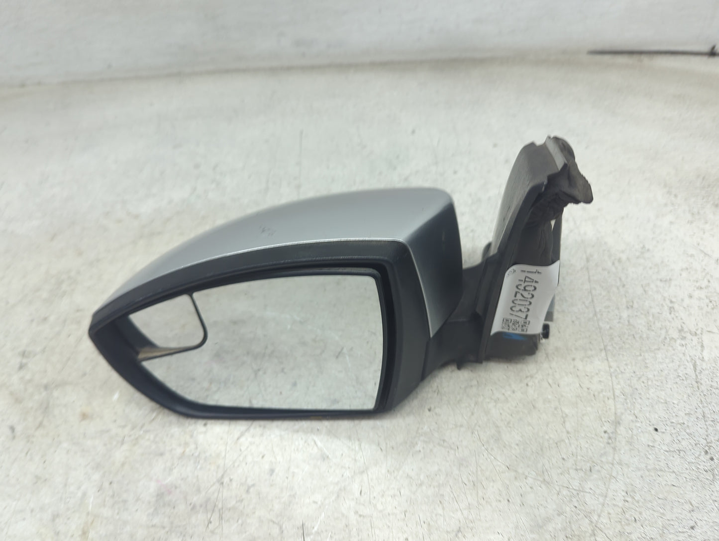 2013-2016 Ford Escape Driver Side View Mirror - Left Door Mirror OEM Used - Oemusedautoparts1.com