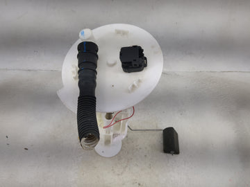 2015-2016 Ford Escape Electrical Gas Fuel Pump Assembly 1492782