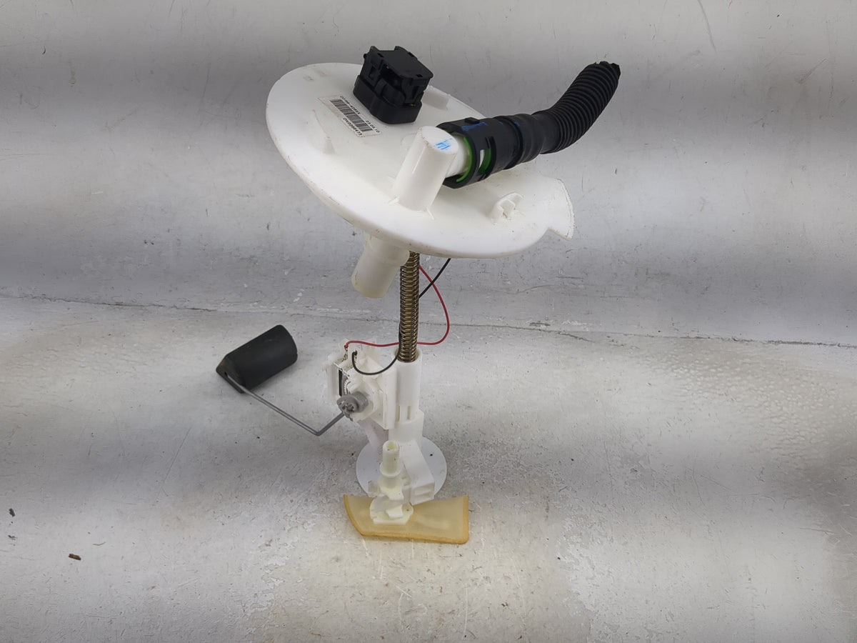 2015-2016 Ford Escape Electrical Gas Fuel Pump Assembly 1492782 - Oemusedautoparts1.com