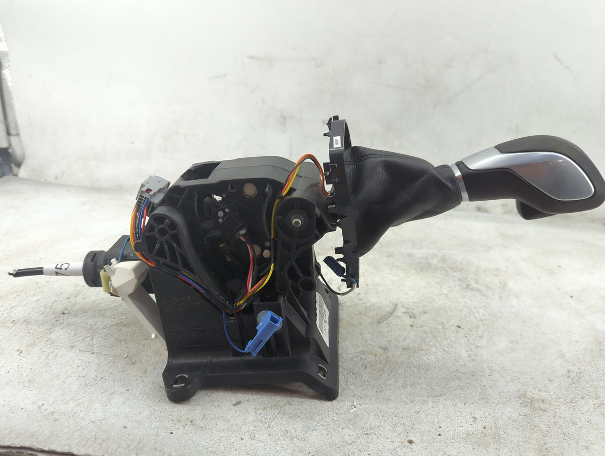 2015 Ford Escape Floor Console Assembly Shifter - Oemusedautoparts1.com