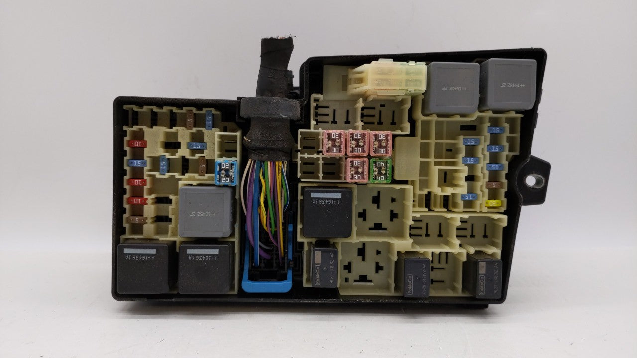 2013-2016 Ford Escape Fusebox Fuse Box Panel Relay Module P/N:AV6T-14A142-AB AV6T-14A067-AD Fits Fits 2013 2014 2015 2016 OE