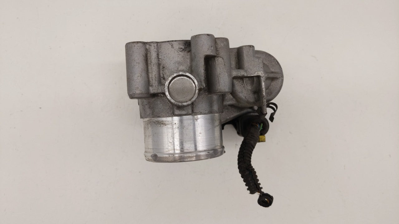2013-2016 Ford Escape Throttle Body P/N:0 280 750 535 7S7G-9F991-CA Fits Fits 2013 2014 2015 2016 2017 2018 2019 OEM Used Au