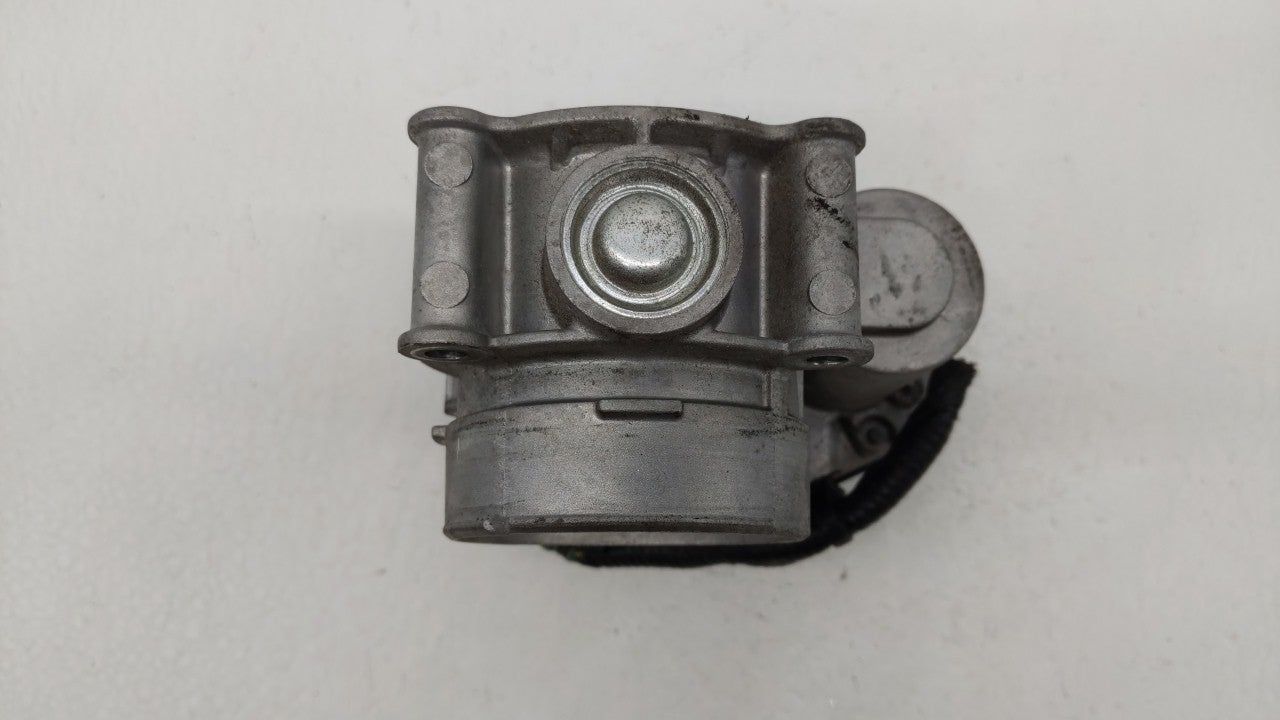 2013-2019 Ford Escape Throttle Body P/N:DS7E-9F991-AK DS7E-9F991-AD Fits Fits 2013 2014 2015 2016 2017 2018 2019 2020 OEM Us