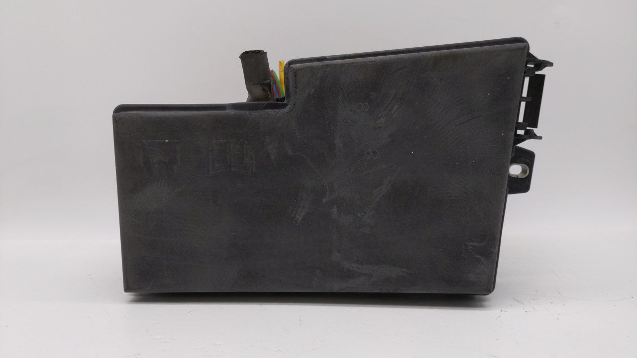 2013-2016 Ford Escape Fusebox Fuse Box Panel Relay Module P/N:AV6T-14A142-AB AV6T-14A067-AD Fits Fits 2013 2014 2015 2016 OE
