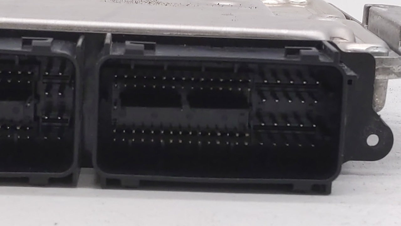 2013-2015 Ford Escape PCM Engine Control Computer ECU ECM PCU OEM P/N:FJ5A-12A650-EC DJ5A-12A650-ABB Fits Fits 2013 2014 201