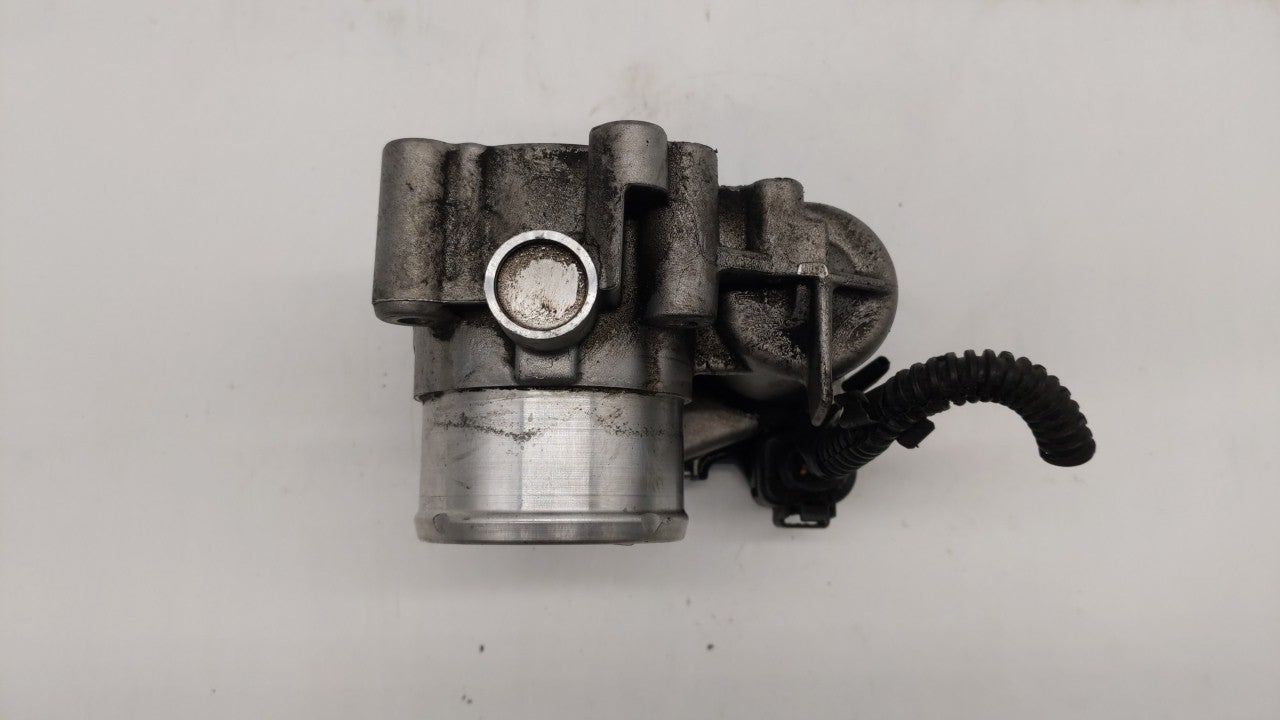2013-2016 Ford Escape Throttle Body P/N:0 280 750 535 7S7G-9F991-CA Fits Fits 2013 2014 2015 2016 2017 2018 2019 OEM Used Au