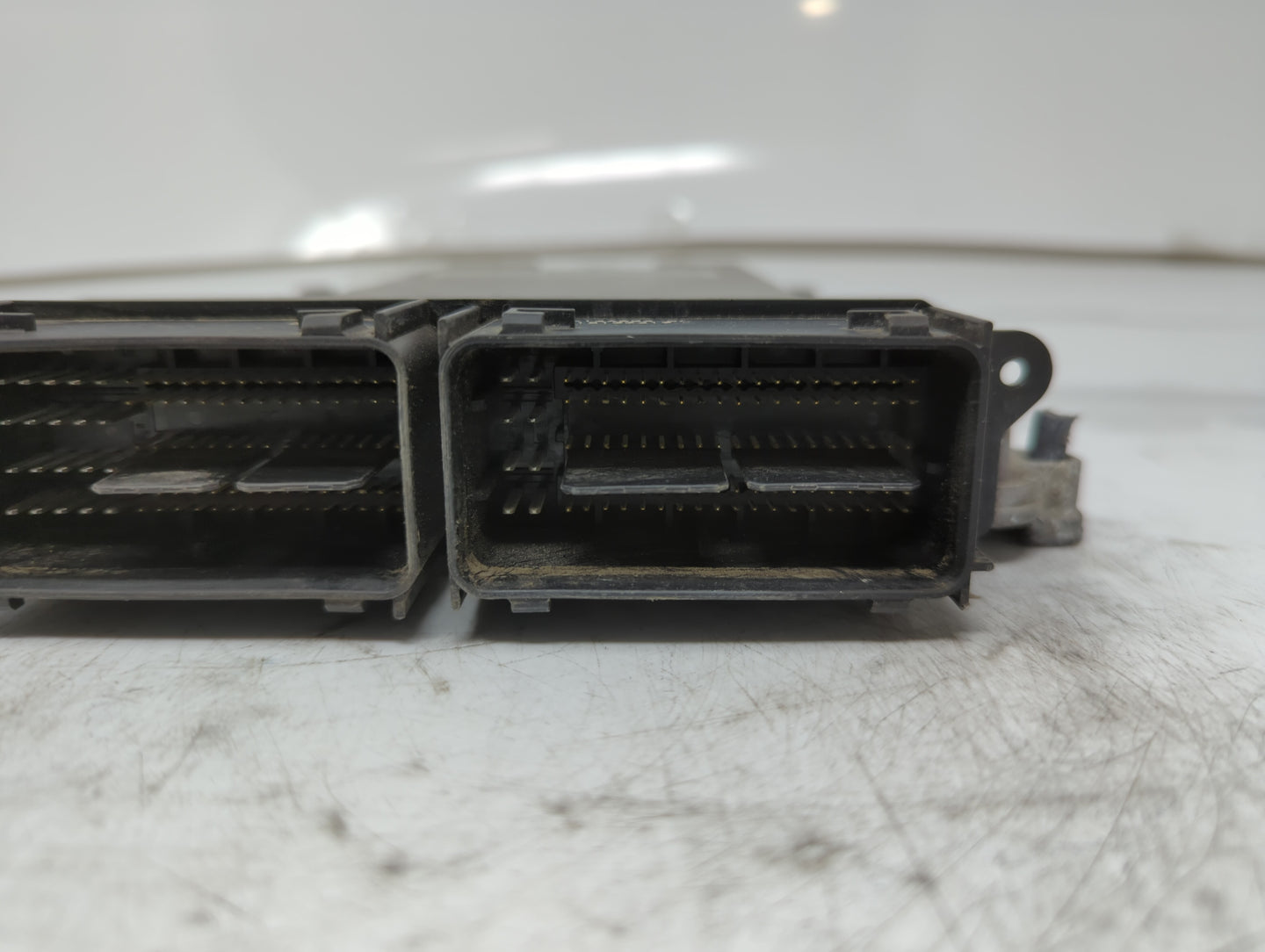 2013-2015 Ford Escape PCM Engine Control Computer ECU ECM PCU OEM P/N:DJ5A-12A650-ABB FJ5A-12A650-DC Fits Fits 2013 2014 201