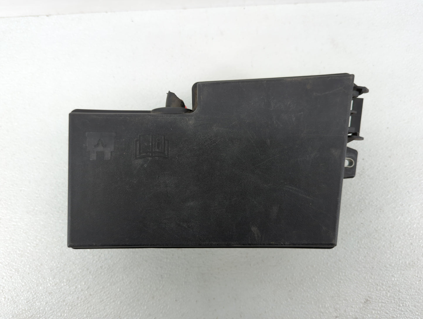 2013-2016 Ford Escape Fusebox Fuse Box Panel Relay Module P/N:AV6T-14A142-AB AV6T-14A067-AD Fits Fits 2013 2014 2015 2016 OE