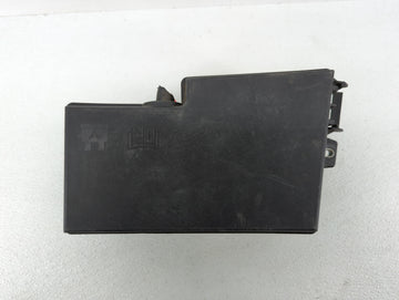 2013-2016 Ford Escape Fusebox Fuse Box Panel Relay Module P/N:AV6T-14A142-AB AV6T-14A067-AD Fits Fits 2013 2014 2015 2016 OE