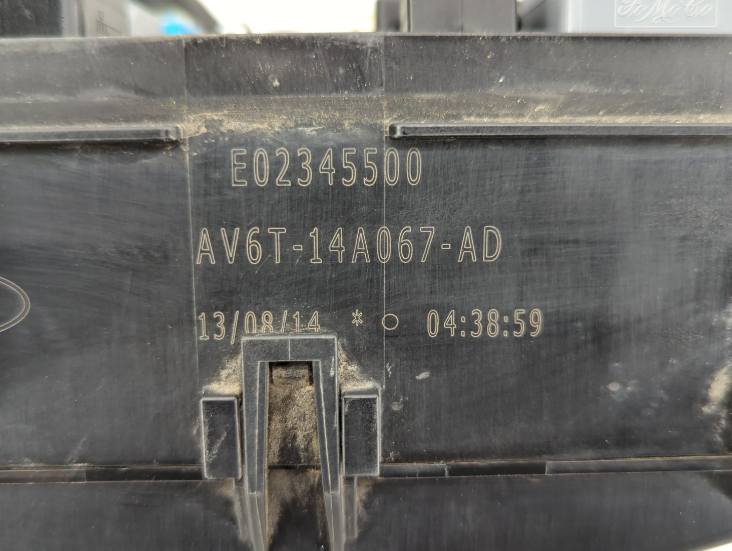 2013-2016 Ford Escape Fusebox Fuse Box Panel Relay Module P/N:AV6T-14A142-AB AV6T-14A067-AD Fits Fits 2013 2014 2015 2016 OE