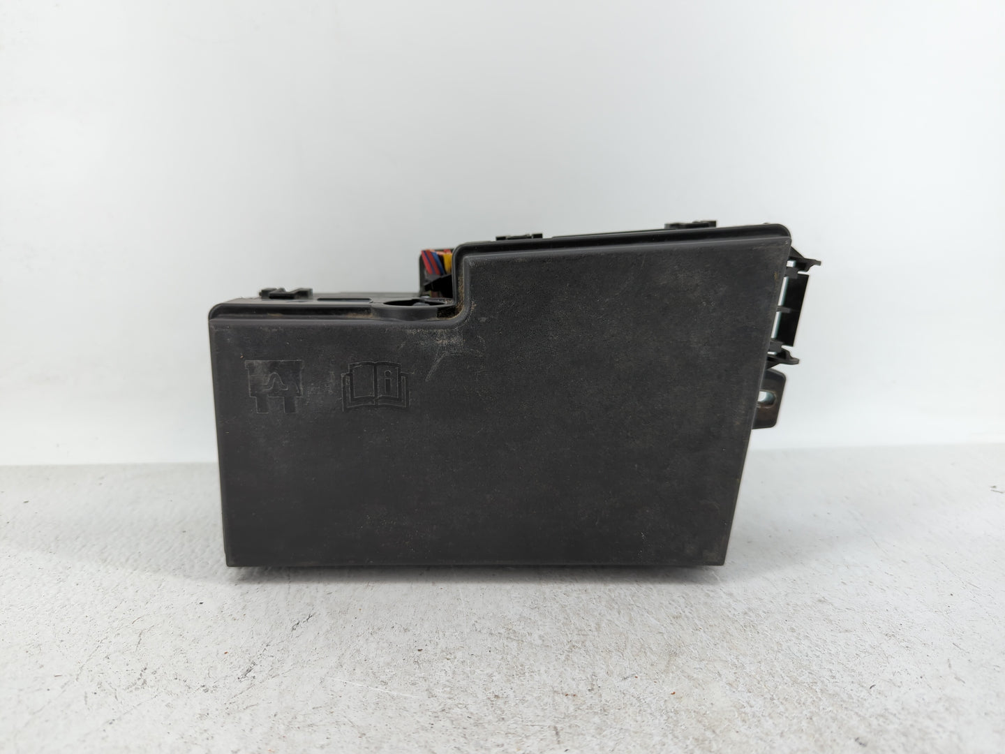 2013-2016 Ford Escape Fusebox Fuse Box Panel Relay Module P/N:AV6T-14A142-AB AV6T-14A067-AD Fits Fits 2013 2014 2015 2016 OE