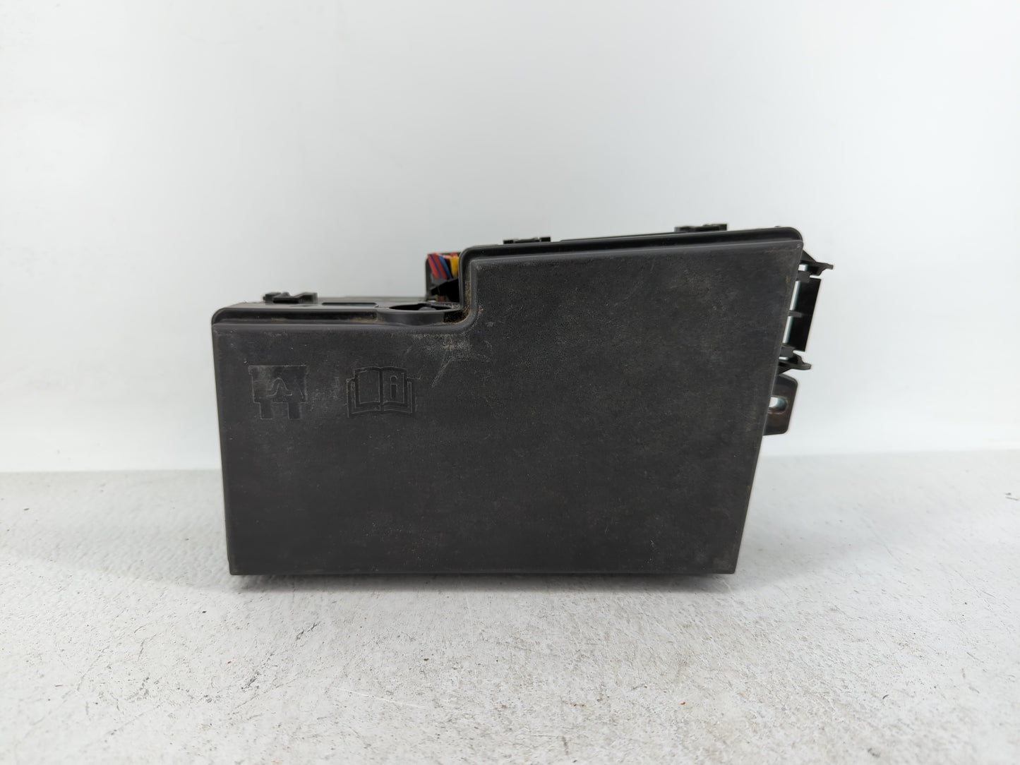 2013-2016 Ford Escape Fusebox Fuse Box Panel Relay Module P/N:AV6T-14A142-AB AV6T-14A067-AD Fits Fits 2013 2014 2015 2016 OE