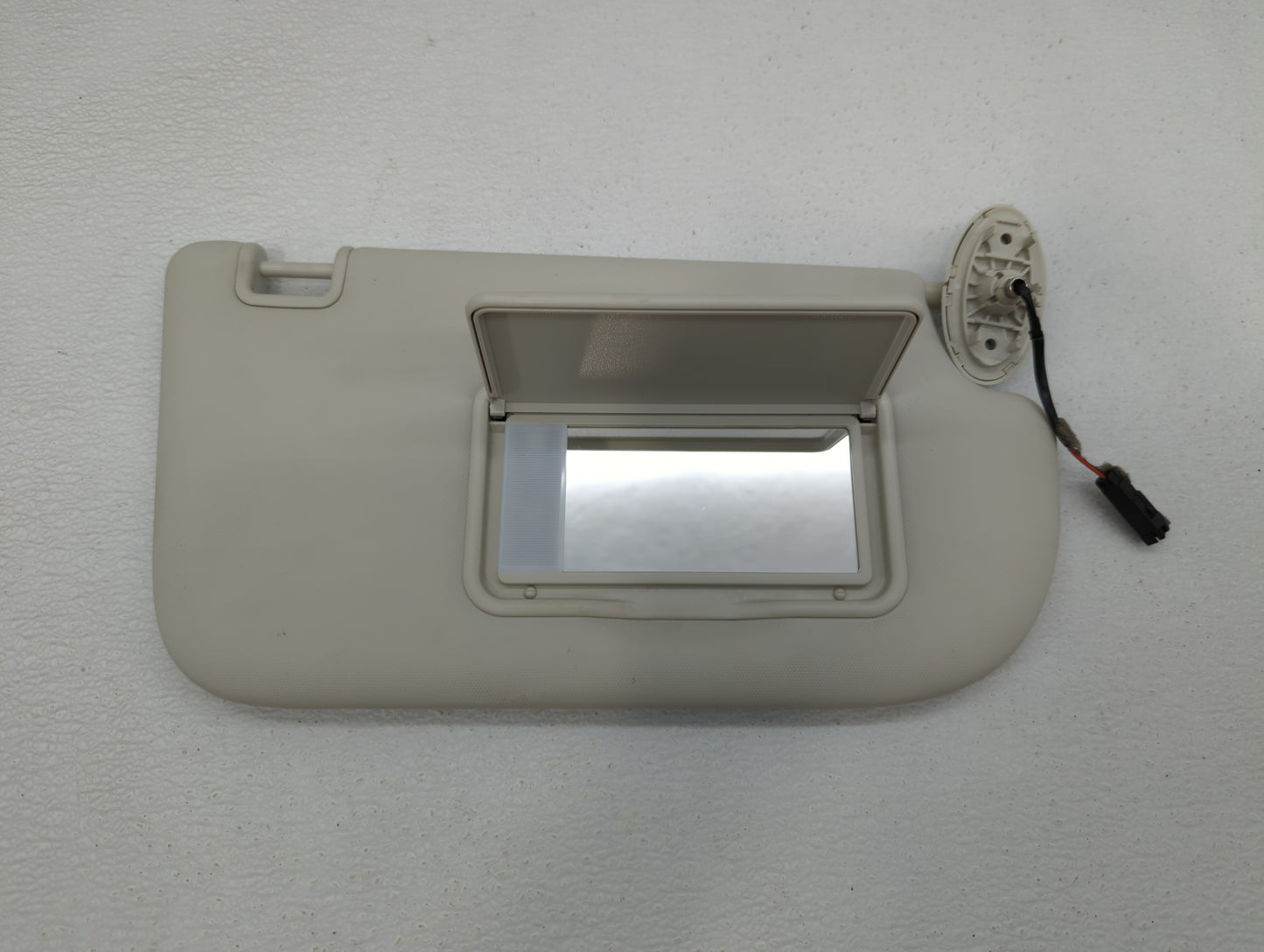 2013-2019 Ford Escape Sun Visor Shade Replacement Passenger Right Mirror Fits Fits 2013 2014 2015 2016 2017 2018 2019 OEM Us