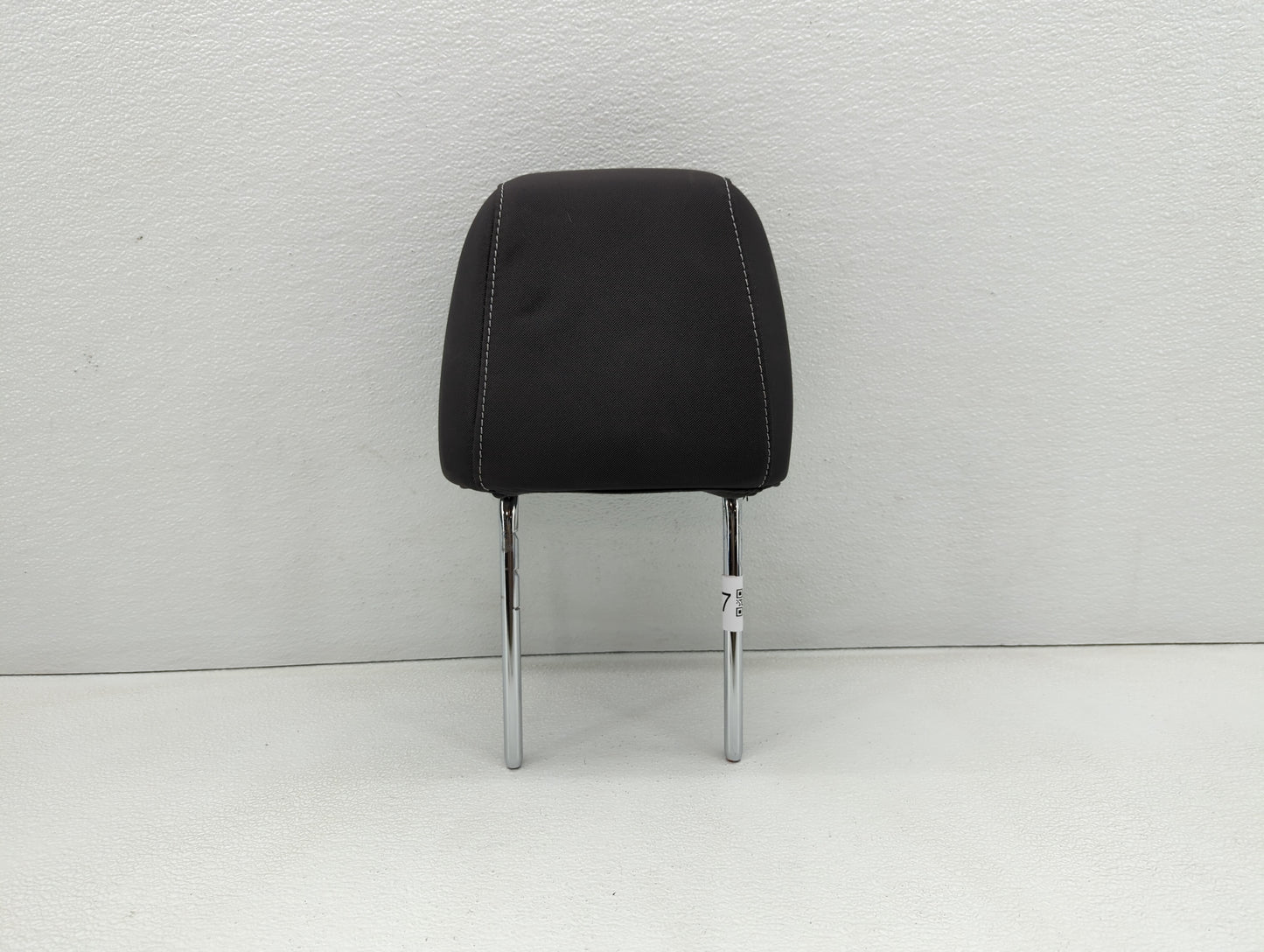 2015-2015 Ford Escape Headrest Head Rest Front Driver Passenger Seat - Oemusedautoparts1.com