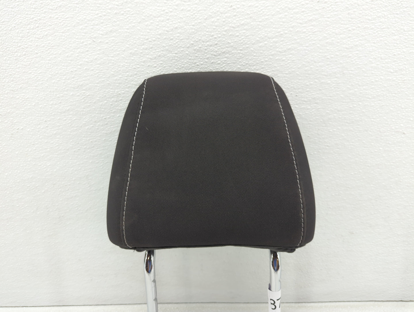 2013-2015 Ford Escape Headrest Head Rest Front Driver Passenger Seat - Oemusedautoparts1.com